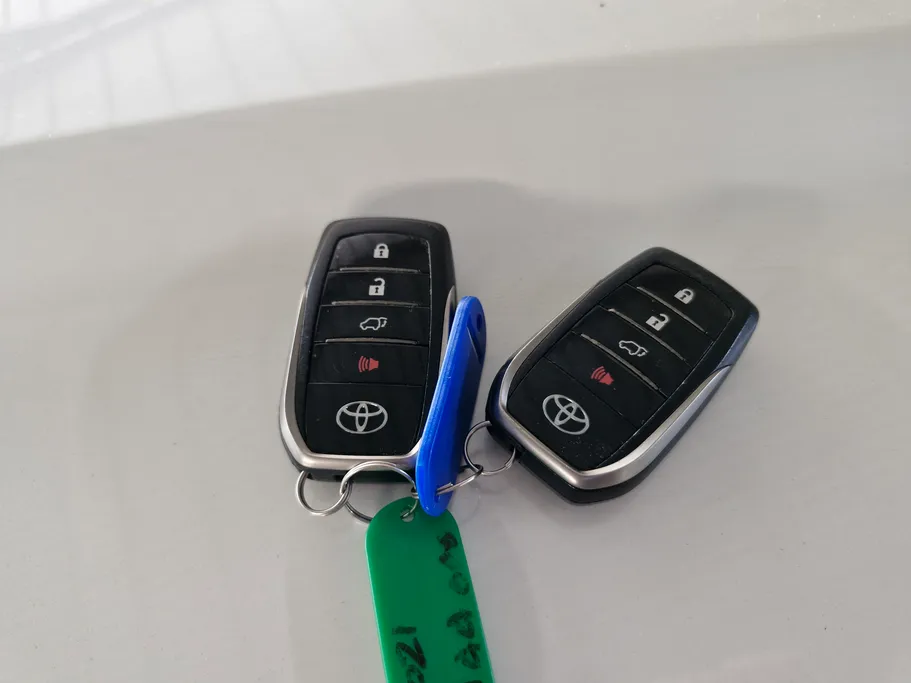 تويوتا لاندكروزر Grand Touring 2021 