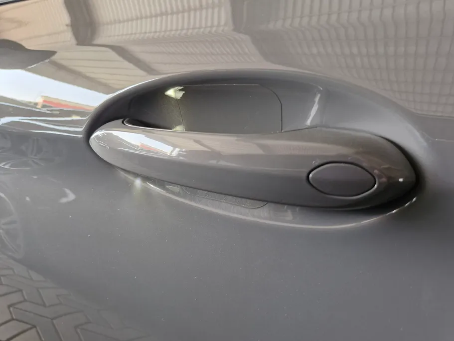 بي ام دبليو الفئة الخامسة 520i 2022 