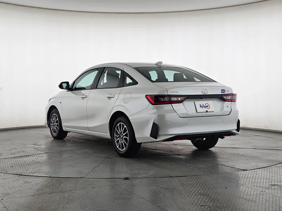 2023 Toyota Yaris  Y 