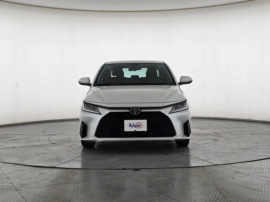 2023 Toyota Yaris  Y 