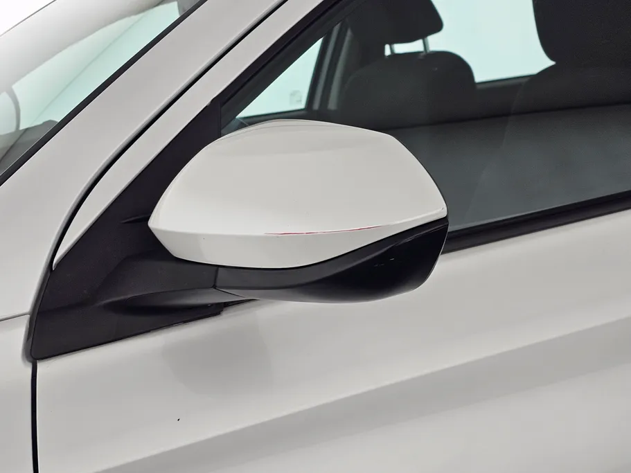 2023 Toyota Yaris  Y 