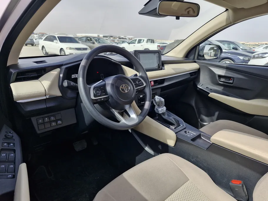 2024 Toyota Yaris  Y Plus 