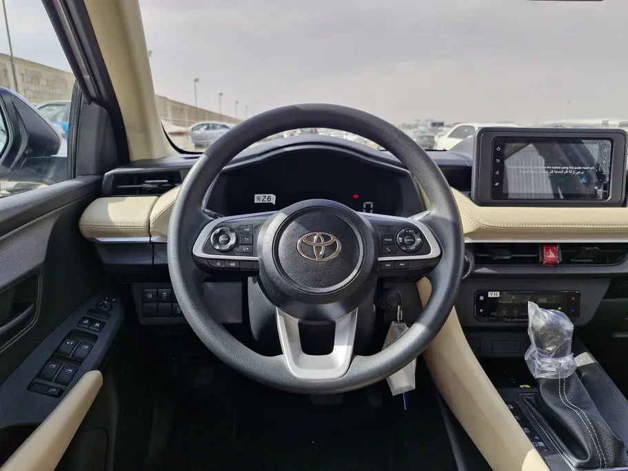 2024 Toyota Yaris  Y Plus 