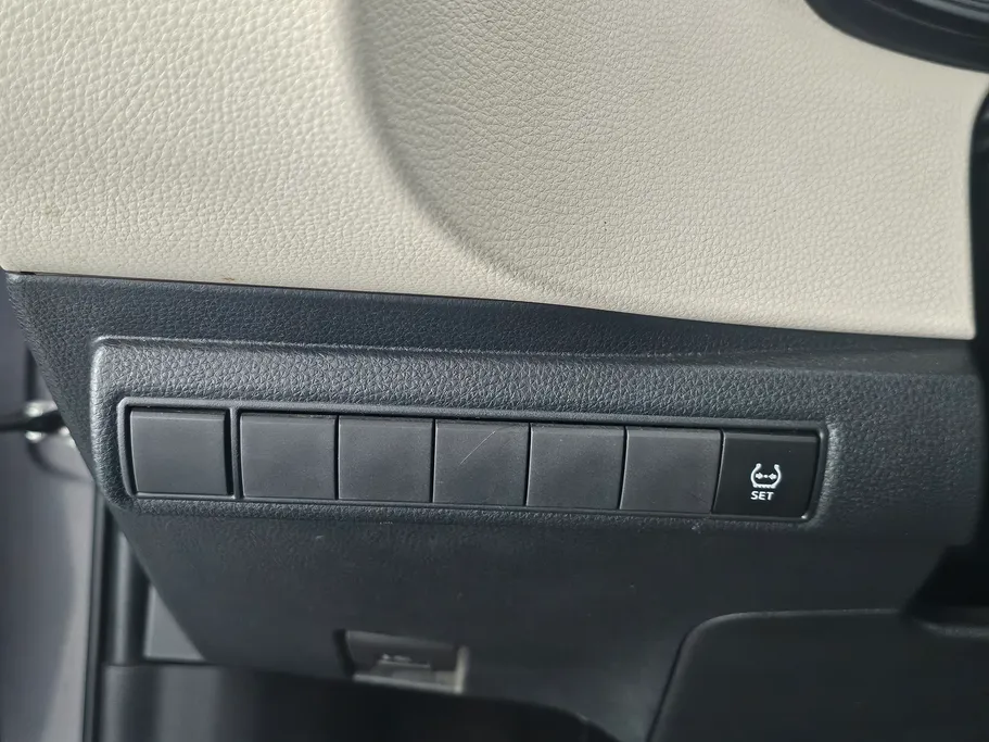 2022 تويوتا Corolla XLI 