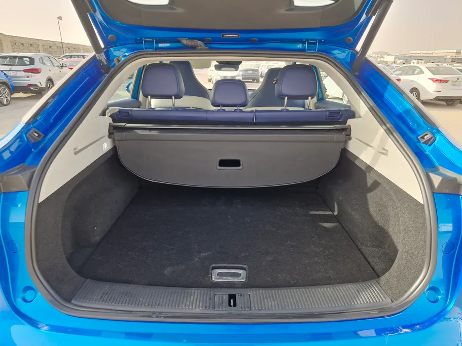 ام جي ويل لاكجري 2024 