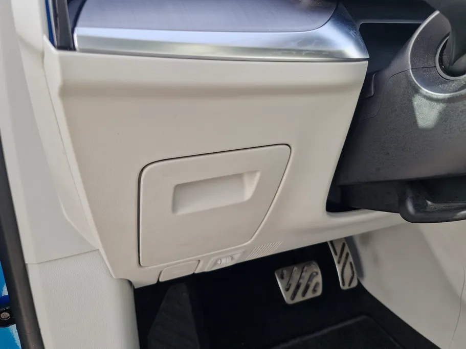 ام جي ويل لاكجري 2024 