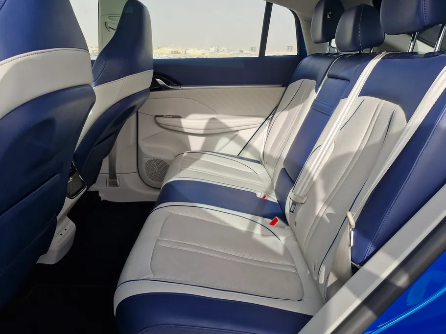 ام جي ويل لاكجري 2024 