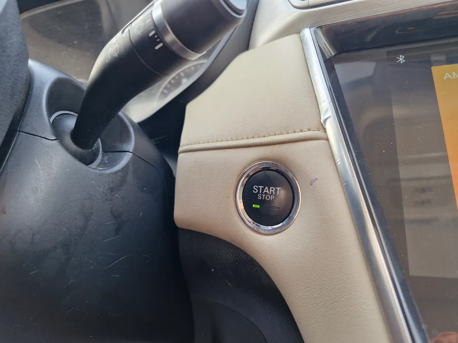 ام جي 5 LUX 2023 