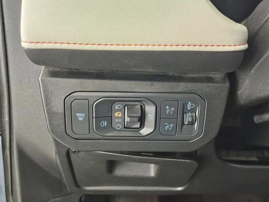 2023 Ford Taurus Titanium 