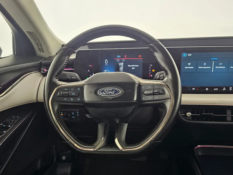 2023 Ford Taurus Titanium 