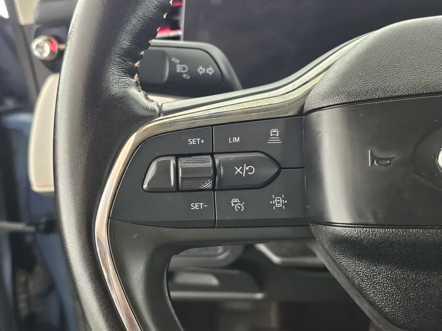 2023 Ford Taurus Titanium 