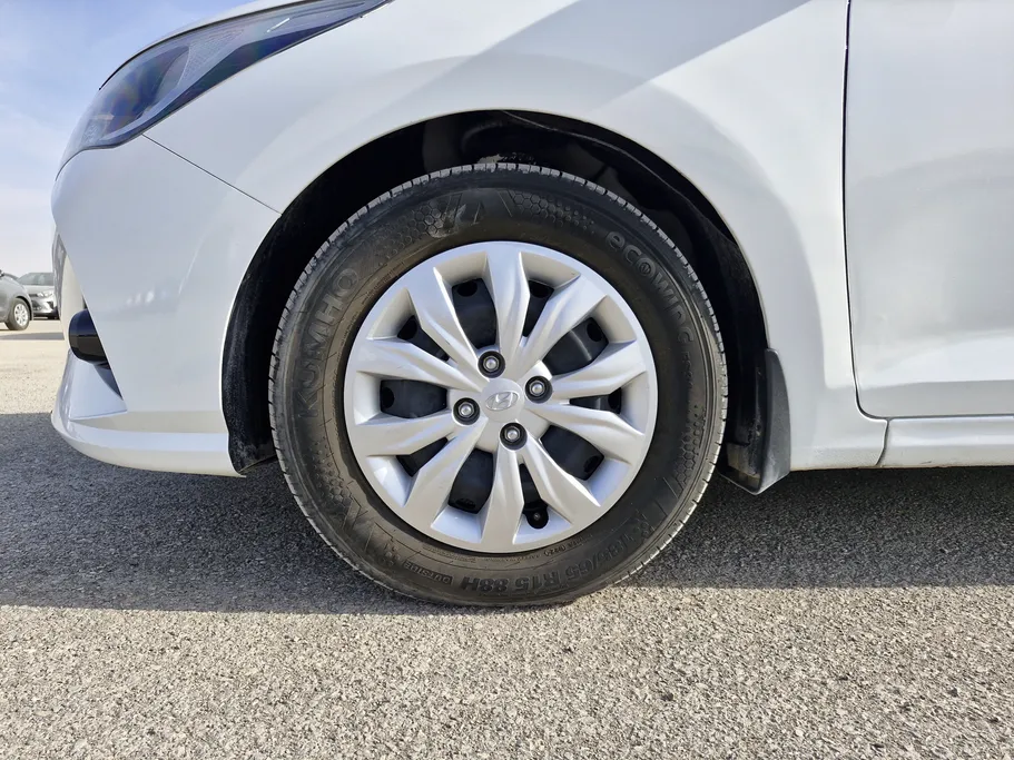 2023 Hyundai Accent Smart 