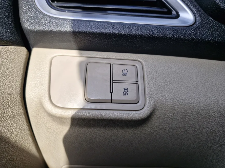 2023 Hyundai Accent Smart 