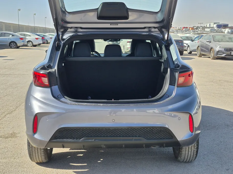 ام جي 3 LUX 2024 