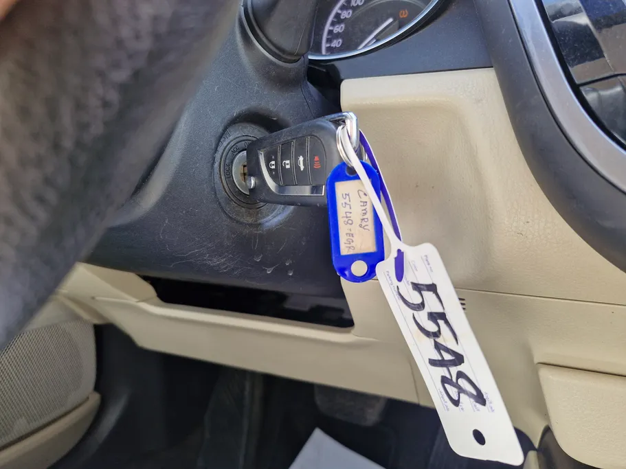 تويوتا كامري LE 2024 