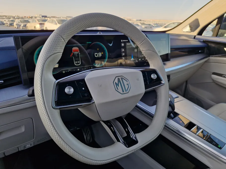 ام جي ويل لاكجري 2024 