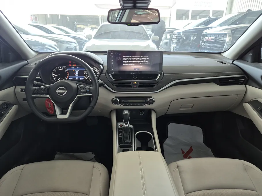 نيسان التيما SV 2025 