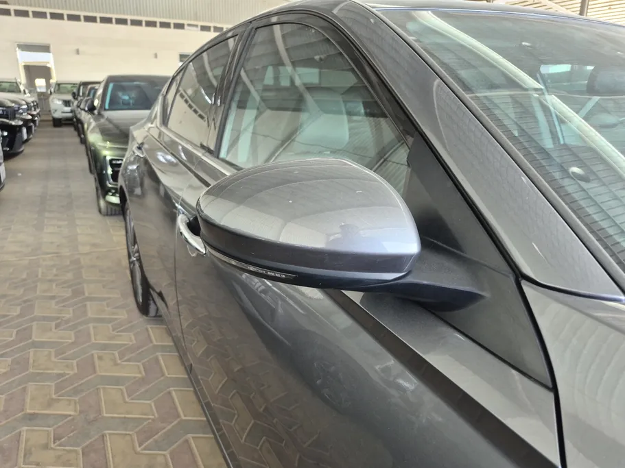 نيسان التيما SV 2025 