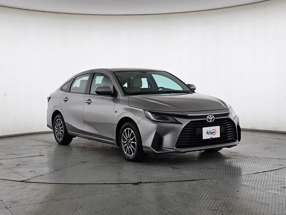 2023 Toyota Yaris  Y 