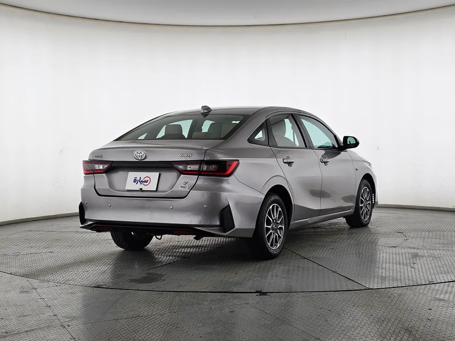 2023 Toyota Yaris  Y 