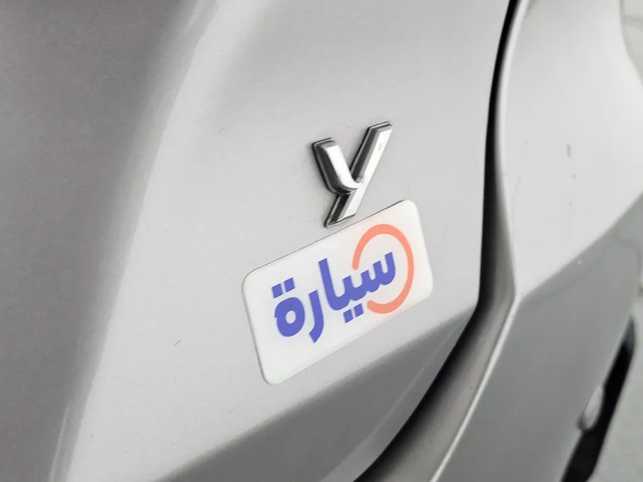 2023 Toyota Yaris  Y 