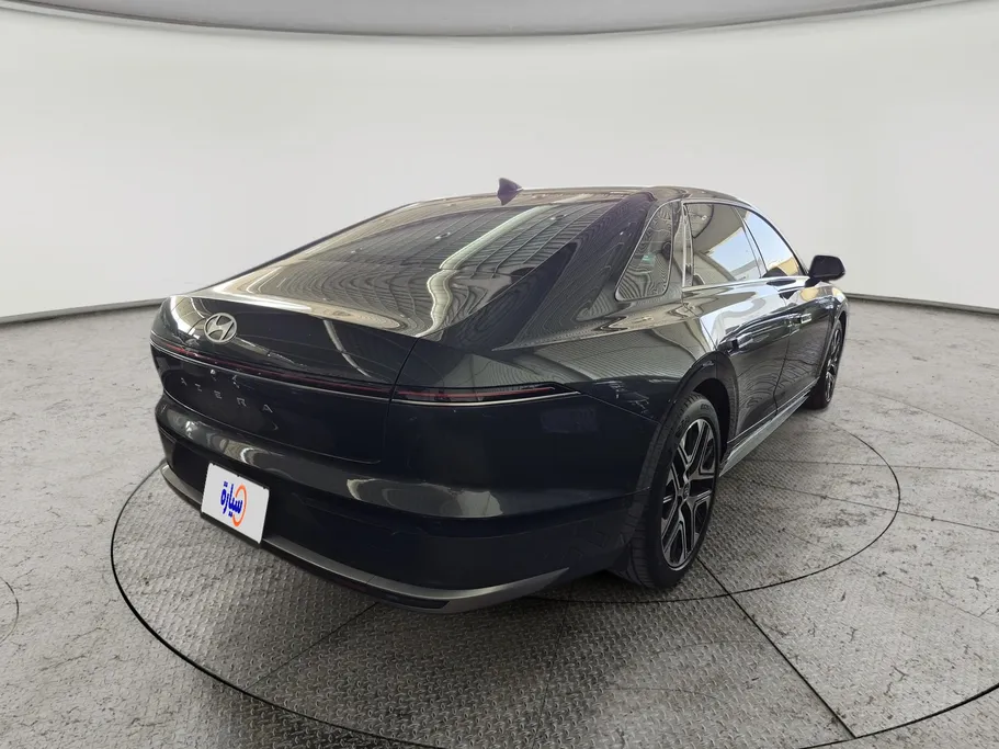 هيونداي ازيرا كاليجرافي 2025 