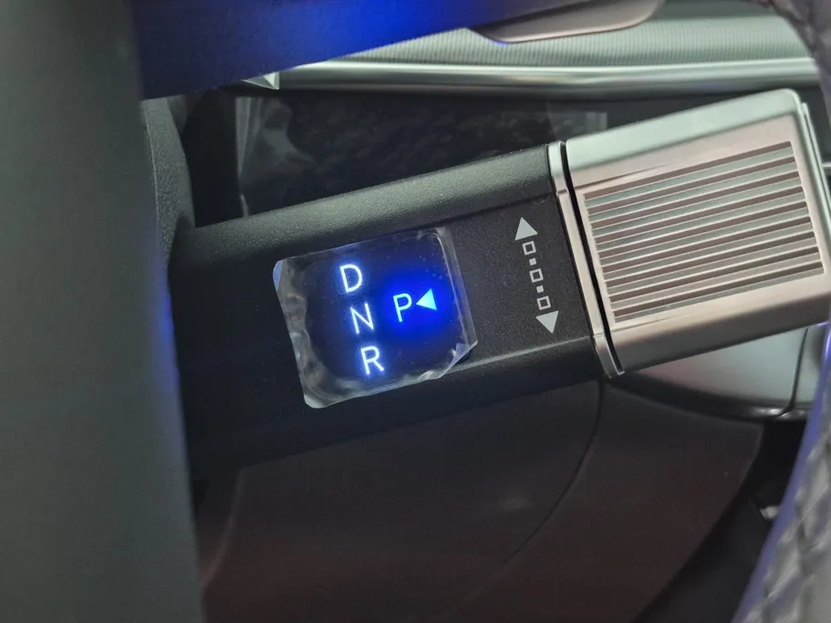 هيونداي ازيرا كاليجرافي 2025 