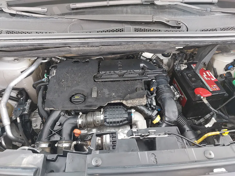 2022 Peugeot Partner Short van 