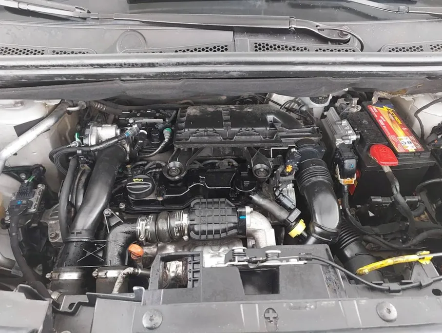 2022 Peugeot Partner Short van 