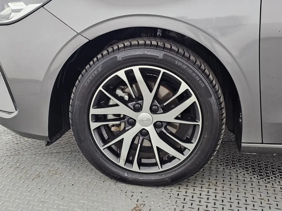 جيلي امجراند GS 2024 