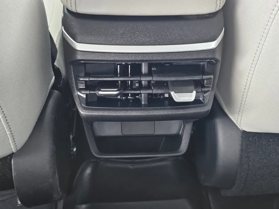 جيلي امجراند GS 2024 