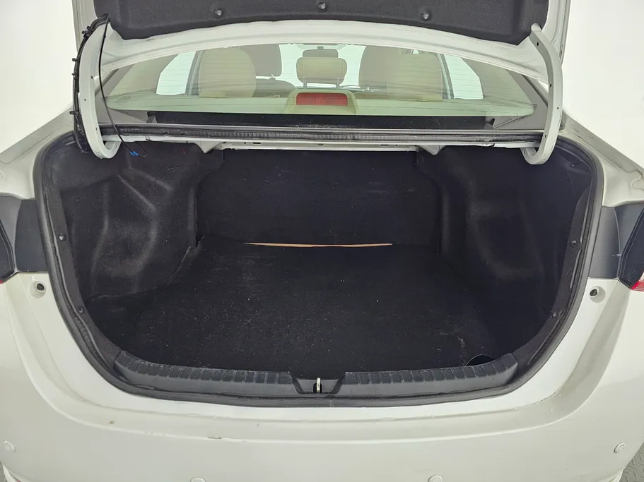 2021 Toyota Yaris  Y 