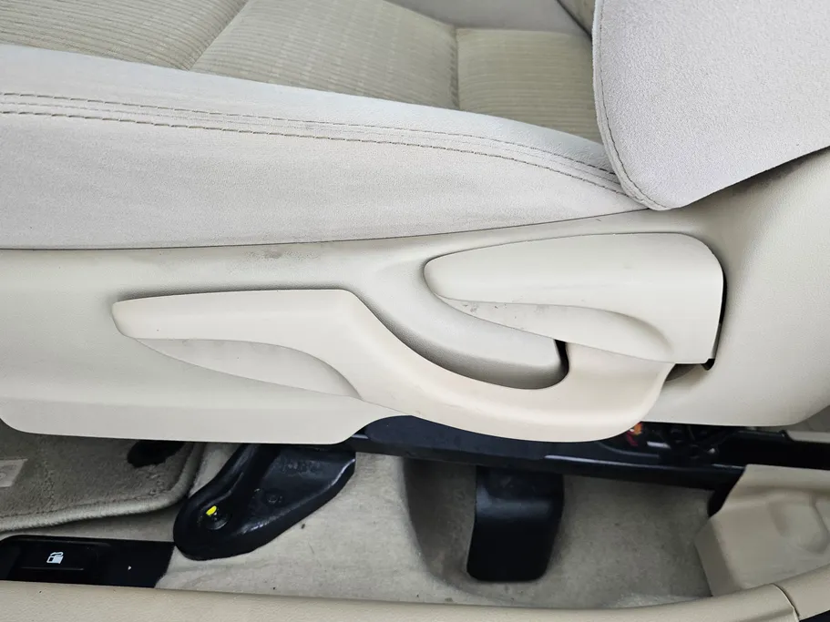 2021 Toyota Yaris  Y 