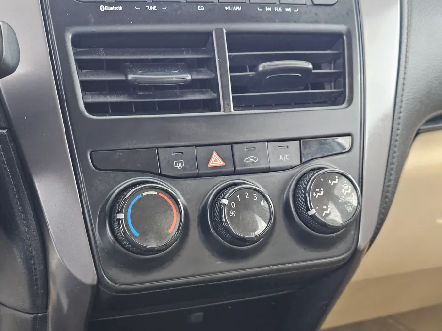 2021 Toyota Yaris  Y 