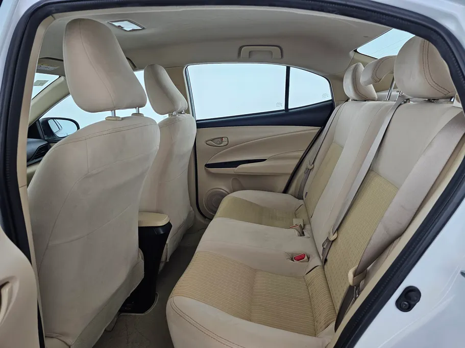 2021 Toyota Yaris  Y 