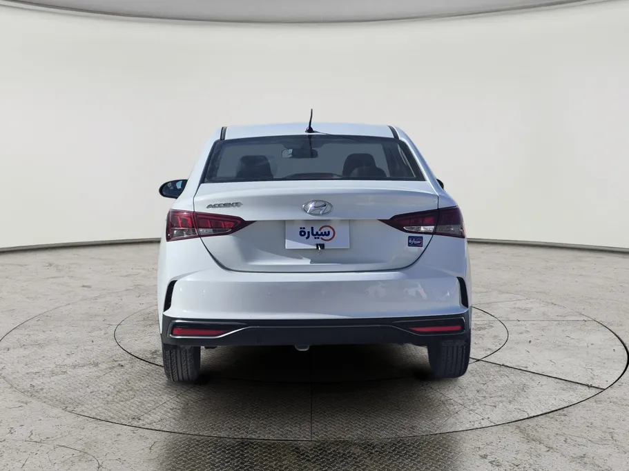 هيونداي اكسنت سمارت 2023 