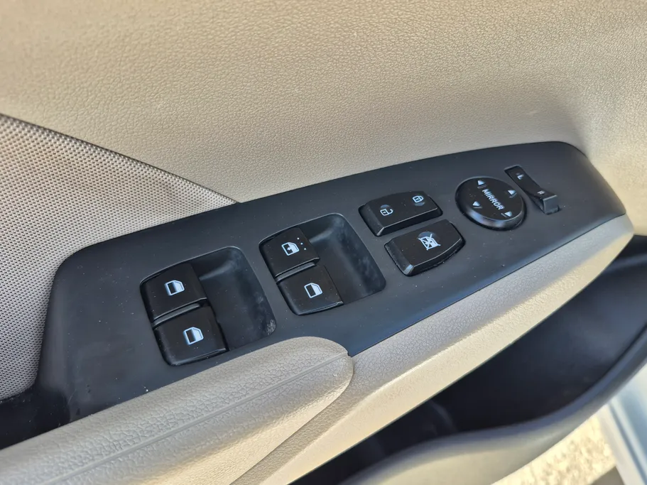 هيونداي اكسنت سمارت 2023 