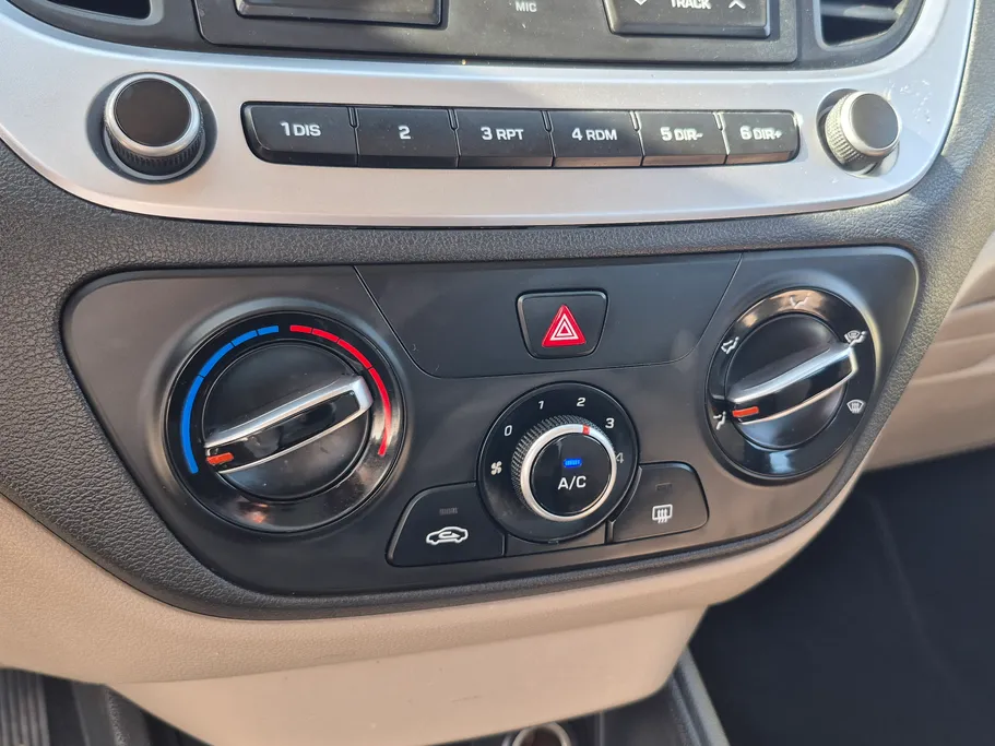 هيونداي اكسنت سمارت 2023 