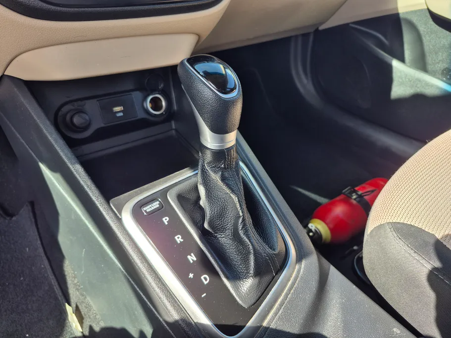 هيونداي اكسنت سمارت 2023 