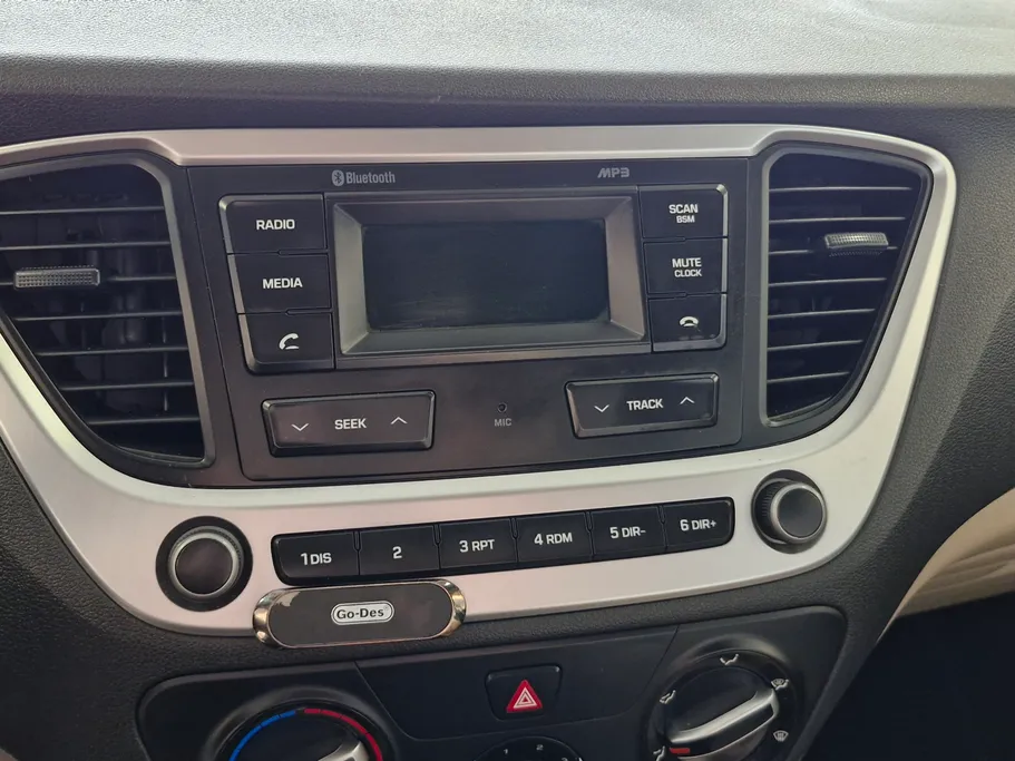 هيونداي اكسنت سمارت 2022 