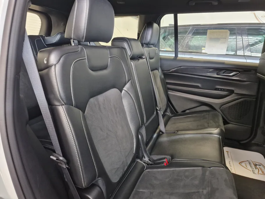 جيب جراند شيروكي L 2023 