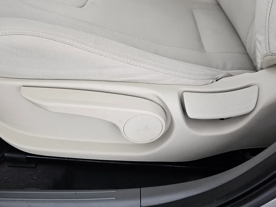 2022 Hyundai Elantra Fleet 