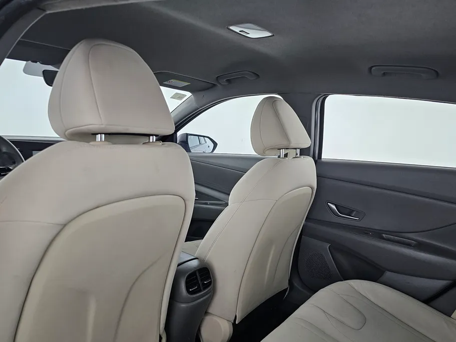 2022 Hyundai Elantra Fleet 