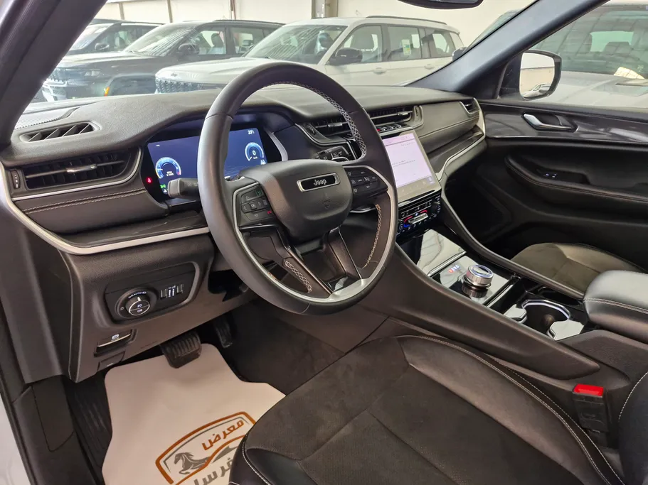 جيب جراند شيروكي L 2023 