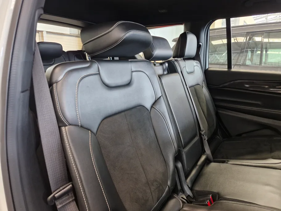 جيب جراند شيروكي L 2023 