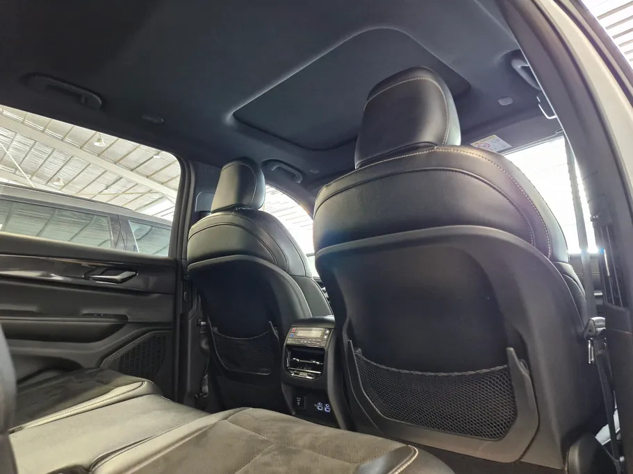 جيب جراند شيروكي L 2023 