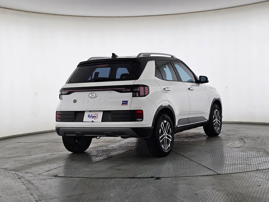 هيونداي فينو بريميوم 2023 