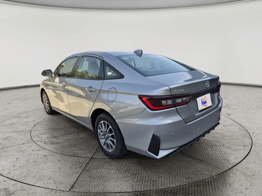 تويوتا يارس Y 2023 