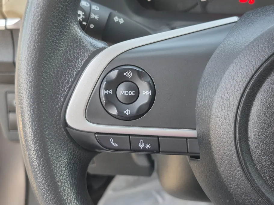 تويوتا يارس Y 2023 