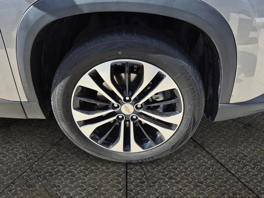 2024 Chevrolet Captiva LT 